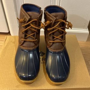 Sperry duck boots.  Brand new never worn.  Size 6M.